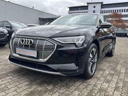 Brillantschwarz Gebraucht 2023 Audi e-tron S-Line SUV | 33.950 € (Superpreis)