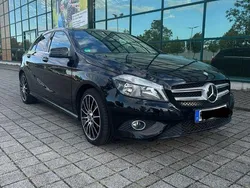 Schwarz Gebraucht 2014 Mercedes A200 Limousine | 13.400 € (Etwas zu teuer)