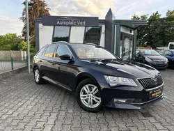 Schwarz Gebraucht 2018 Skoda Superb Ambition Kombi | 12.490 € (Fairer Preis)