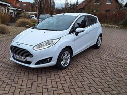 Weiß Gebraucht 2016 Ford Fiesta Titanium Kleinwagen | 9.990 € (Fairer Preis)