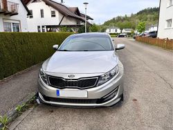 Silber Gebraucht 2013 Kia Optima Hybrid Limousine | 9.700 € (Etwas zu teuer)