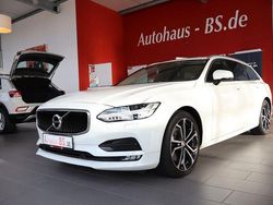 Weiß Gebraucht 2018 Volvo V90 Momentum Kombi | 25.980 € (Fairer Preis)
