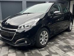 Schwarz Gebraucht 2019 Peugeot 208 Active Kleinwagen | 7.850 € (Guter Preis)
