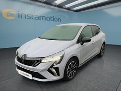 Grau Neu 2025 Renault Clio V Kleinwagen | 22.599 € (Etwas zu teuer)