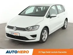 Weiß Gebraucht 2014 VW Golf Sportsvan Comfortline Van / Kleinbus | 11.240 € (Guter Preis)