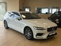 Weiß Gebraucht 2021 Volvo V60 Inscription Kombi | 28.400 € (Guter Preis)