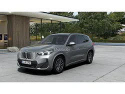 Silber Neu 2025 BMW iX1 M Sport SUV | 51.190 € (Fairer Preis)