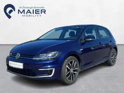 Blau Gebraucht 2020 VW e-Golf Kleinwagen | 14.450 € (Guter Preis)