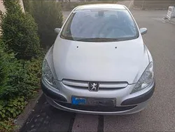Silber Gebraucht 2003 Peugeot 307 Limousine | 1.990 € (Fairer Preis)