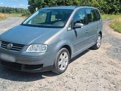 Grau Gebraucht 2005 VW Touran Van / Kleinbus | 1.950 € (Guter Preis)