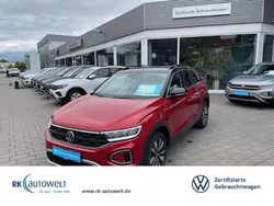 Kings red metallic Gebraucht 2024 VW T-Roc Move SUV | 26.498 € (Guter Preis)