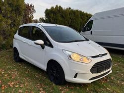 Weiß Gebraucht 2014 Ford B-MAX SYNC Edition Van / Kleinbus | 4.300 € (Guter Preis)