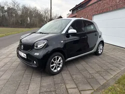 Schwarz Gebraucht 2016 Smart ForFour Limousine | 6.990 € (Fairer Preis)