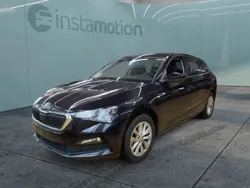 Schwarz Gebraucht 2023 Skoda Scala Ambition Kleinwagen | 22.079 € (Fairer Preis)