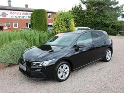 Deep black pearlescent Gebraucht 2020 VW Golf VIII Life Limousine | 18.480 € (Fairer Preis)