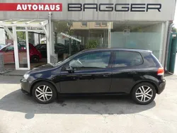 Schwarz Gebraucht 2010 VW Golf VI Trendline Limousine | 6.490 € (Fairer Preis)