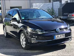 Schwarz Gebraucht 2018 VW Golf VII Highline Kombi | 10.300 € (Guter Preis)