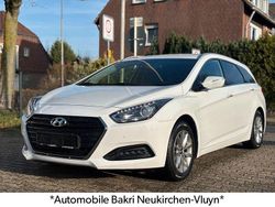 Weiß Gebraucht 2018 Hyundai i40 Trend Kombi | 10.999 € (Guter Preis)