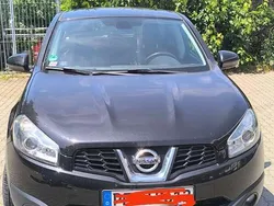 Schwarz Gebraucht 2013 Nissan Qashqai 360º SUV | 7.600 € (Fairer Preis)