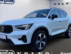 Weiß Gebraucht 2024 Volvo XC40 Plus SUV | 37.250 € (Fairer Preis)