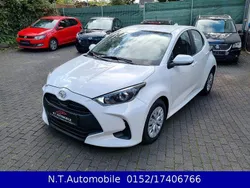 Weiß Gebraucht 2022 Toyota Yaris Kleinwagen | 10.999 € (Fairer Preis)