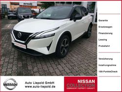 Pearl white/black m Gebraucht 2021 Nissan Qashqai SUV | 23.950 € (Etwas zu teuer)