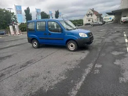 Blau Gebraucht 2011 Fiat Doblò Van / Kleinbus | 2.999 € (Guter Preis)