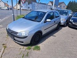 Silber Gebraucht 2002 Opel Corsa Limousine | 300 € (Superpreis)