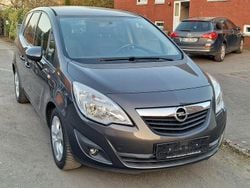 Grau Gebraucht 2011 Opel Meriva Van / Kleinbus | 3.500 € (Guter Preis)
