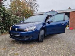 Blau Gebraucht 2012 VW Golf VI Trendline Limousine | 4.100 € (Guter Preis)