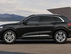 Mythosschwarz metallic Neu 2025 Audi Q5 S-Line SUV | 57.079 € (Superpreis)