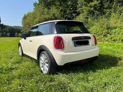 Weiß Gebraucht 2014 Mini ONE Kleinwagen | 7.950 € (Fairer Preis)