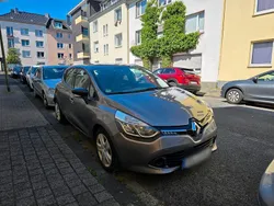 Grau Gebraucht 2016 Renault Clio IV Limousine | 5.300 €
