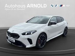 Alpinweiß uni Gebraucht 2025 BMW M135 Efficient Dynamics Kleinwagen | 45.910 € (Superpreis)