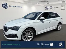 Weiß Gebraucht 2022 Skoda Scala Style Kleinwagen | 18.499 € (Fairer Preis)