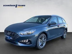 Blau Neu 2024 Hyundai i30 Trend Kombi | 30.290 € (Teuer)