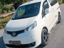 Weiß Gebraucht 2015 Nissan Evalia Van / Kleinbus | 10.300 € (Fairer Preis)