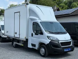 Weiß Gebraucht 2022 Peugeot Boxer Van | 28.890 € (Teuer)