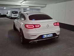 Weiß Gebraucht 2019 Mercedes GLC200 AMG SUV | 37.000 €