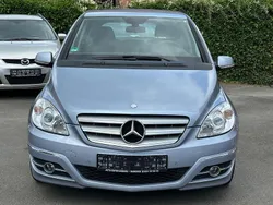 Blau Gebraucht 2008 Mercedes B200 Van / Kleinbus | 5.998 € (Guter Preis)
