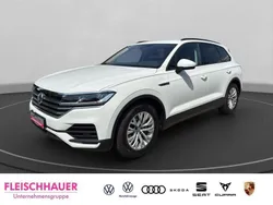 Weiss Gebraucht 2018 VW Touareg Basis SUV | 31.990 € (Superpreis)