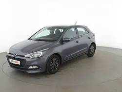 Grau Gebraucht 2017 Hyundai i20 YES! Limousine | 10.500 € (Fairer Preis)