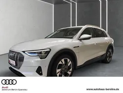 Weiß Gebraucht 2020 Audi e-tron Ambiente SUV | 25.920 € (Fairer Preis)