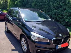 Schwarz Gebraucht 2016 BMW 218 Gran Tourer Performance Van / Kleinbus | 9.700 € (Fairer Preis)