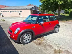 Rot Gebraucht 2003 Mini ONE Kleinwagen | 3.500 € (Fairer Preis)