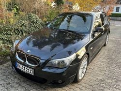 Schwarz Gebraucht 2009 BMW 525 Lifestyle Kombi | 8.200 € (Teuer)