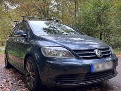 Blau Gebraucht 2006 VW Golf V Kleinwagen | 3.500 € (Etwas zu teuer)