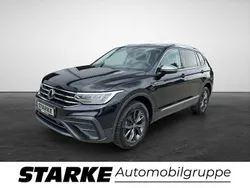 Schwarz Gebraucht 2022 VW Tiguan Allspace Life SUV | 29.520 € (Guter Preis)