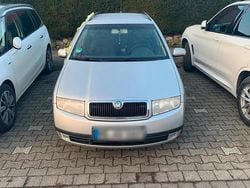 Silber Gebraucht 2003 Skoda Fabia Kombi | 890 € (Guter Preis)