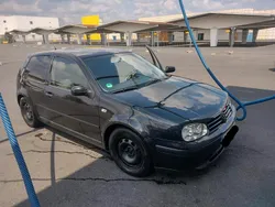 Schwarz Gebraucht 2001 VW Golf IV Kleinwagen | 800 € (Guter Preis)